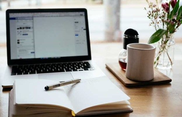 How to Write Engaging Blog Posts: 10 Tips from a Professional Writer